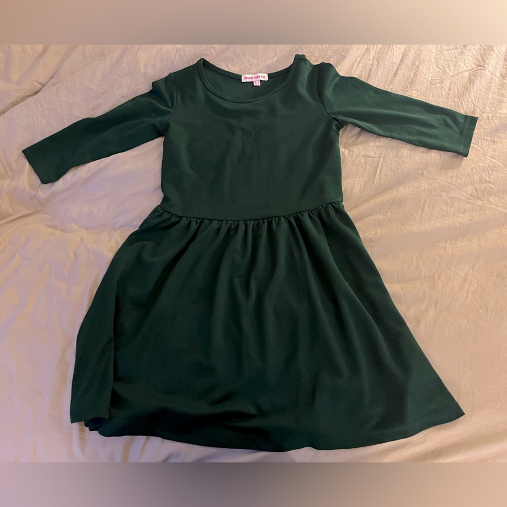 Thicker material dark green 3/4 sleeve dress